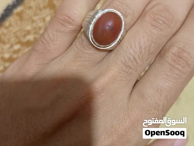 خاتم عقيق يماني قديم كلش قيم او اخذ.................................................................
