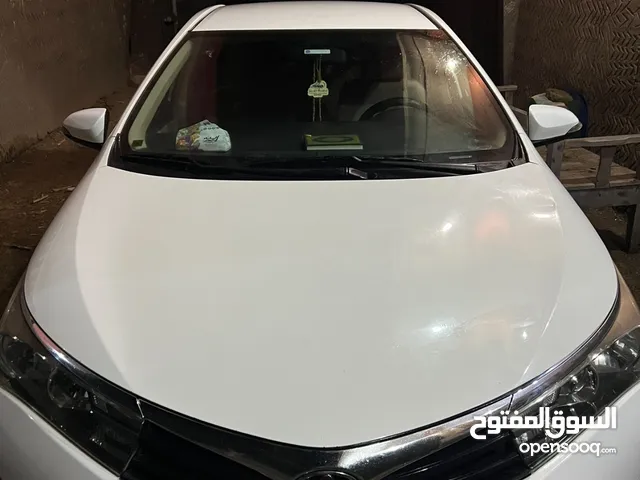 تويوتا كورلا للبيع