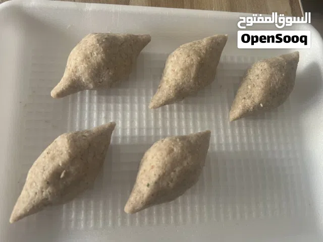 لف  كيلو 4 د دوالي وحفر كوسا دينارين وشيش برك 4 د وكبة  3 د وملفوف بدينارين ورز وجاج ب3د ونص
