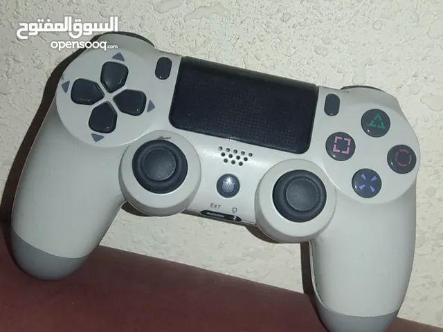 يد بلايستيشن 4 للبيع