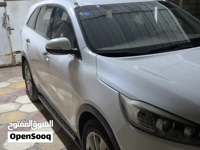 2016 كيا سورينتو Standard