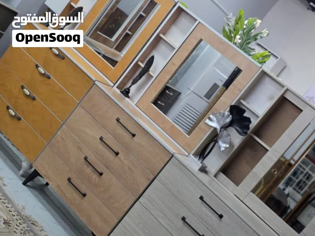 ميز تواليت والتوصيل مجاني