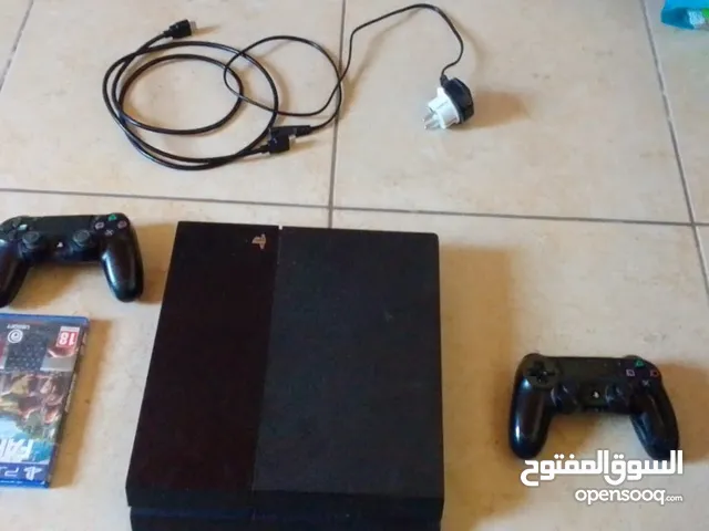 charbel Ps4 fat 500gb cds : fifa 2017 . Pes 2017 Farcry 5 السعر 140$ قابل للنقاش