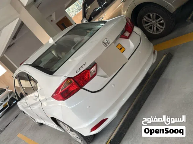 2014 Honda City Sedan for Sale - GCC Specs, Excellent Condition, Automatic, Gasoline, White