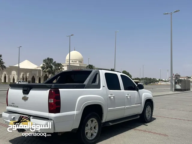 Used GMC Sierra in Al Ain