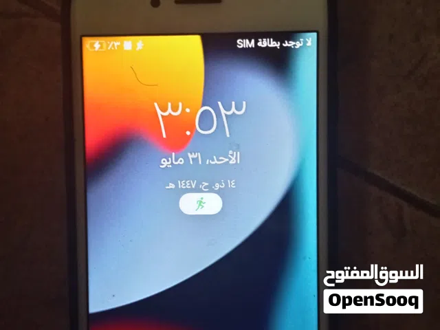 ايفون 7 بلس مستعمل بحالة ممتازة بسعة 8 جيجابايت بلون لؤلؤي