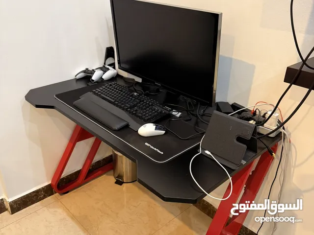 شاشة سامسونج 4k مقاس 28” بحالة جديدة للجيمينج