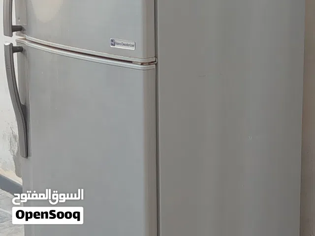 ثلاجة شارب بخارية