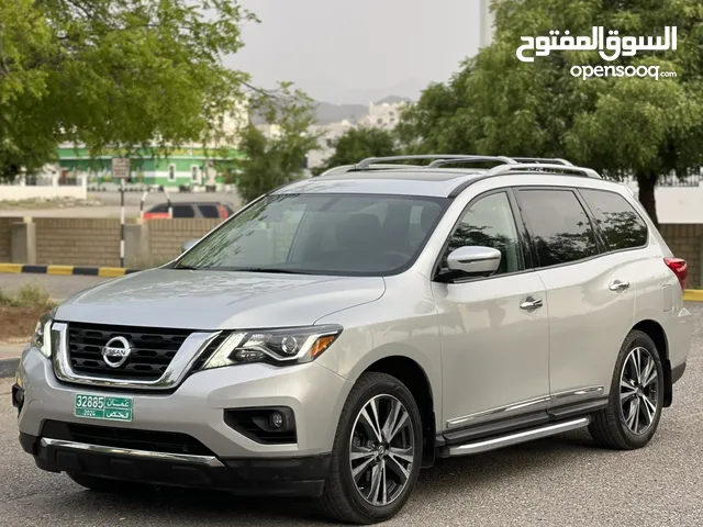 Used Nissan Pathfinder in Muscat