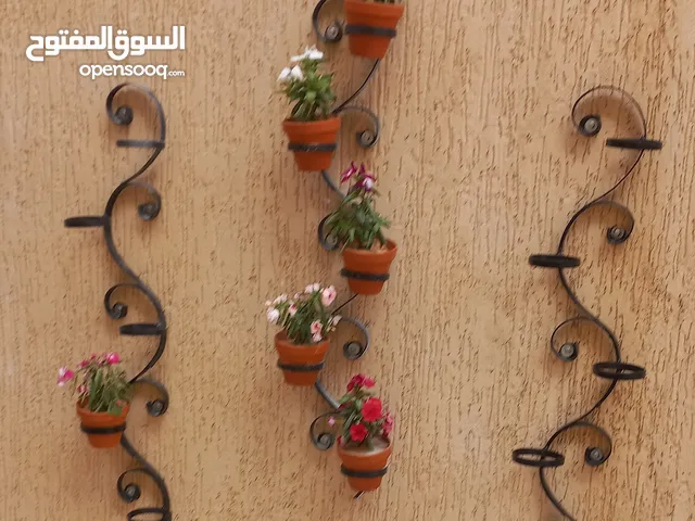 حداد ليبي متنقل نجيك لعندك خدمة ابواب سحاب وعادي نوافد حماية دورج هناقر صيانة ابواب