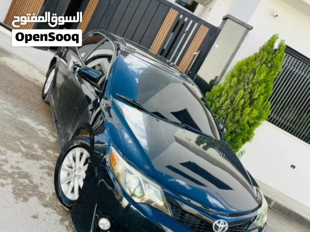 2014 تويوتا كامري GL