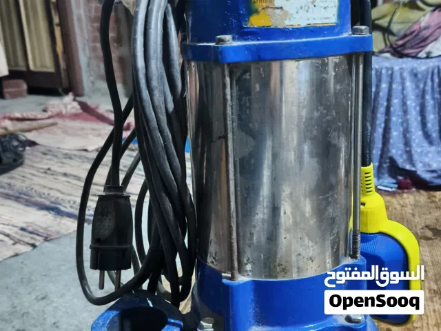 غاطس مياه واحد حصان