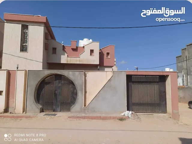190m2 3 Bedrooms Townhouse for Sale in Tripoli Abu Saleem