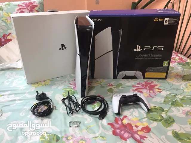 Ps5 slim digital edition with controller and headset