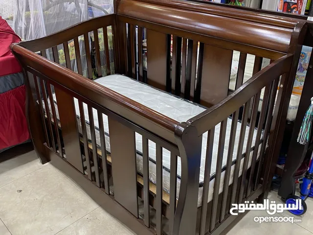 سرير بيبي خشب صولد أمريكي وكاله