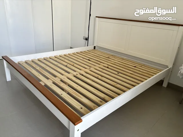 King size bed for sale