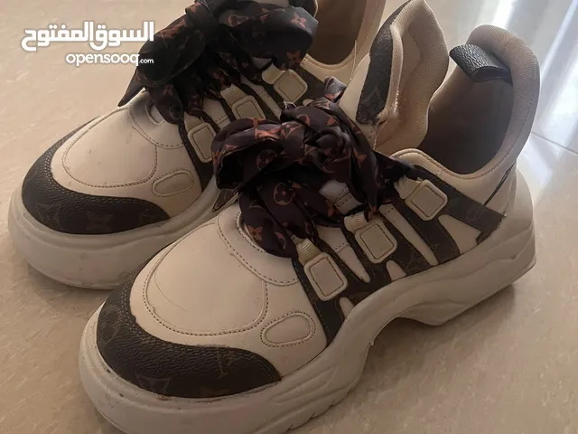 Shoes hi copy