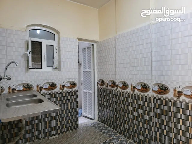 80 m2 3 Bedrooms Apartments for Sale in Sana'a Hai Shmaila