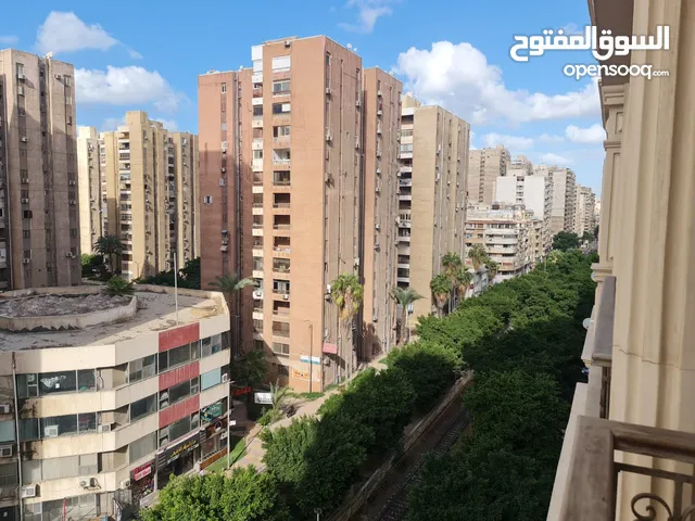 238m2 3 Bedrooms Apartments for Sale in Alexandria Roshdi