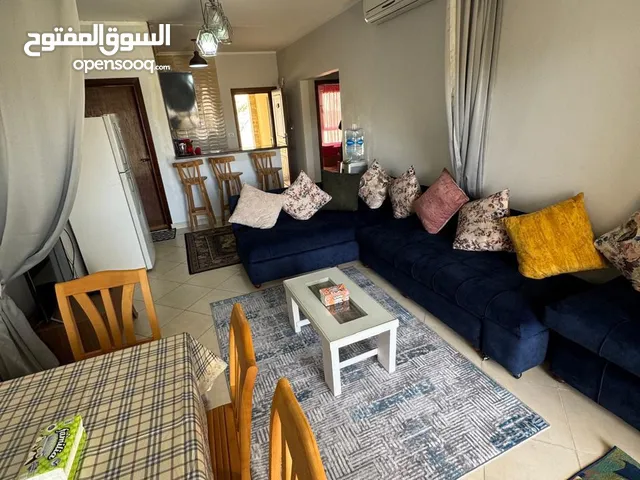للايجار سيزون شاليه ارضي بجاردن قرية امواچ الساحل الشمالي