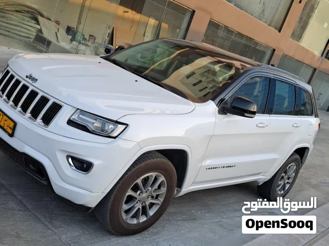 2015 Jeep Grand Cherokee L Laredo X 4X2