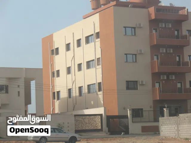 مبني اداري خدمي للايجار . في السراج