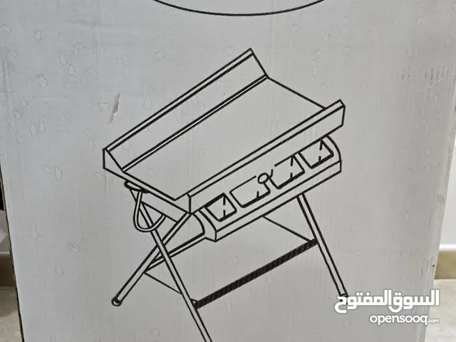 طاولة تبديل وتغسيل للاطفال اقرا الوصف