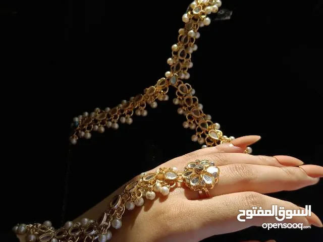 مجوهرات جميلة متوفرة في عمان