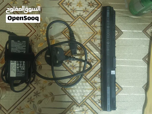 شاحن ديل وبطارية مستعمل بحالة جيده