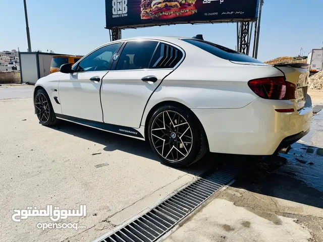 BMW520f 2014