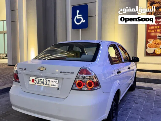 Chevrolet aveo LS 2015