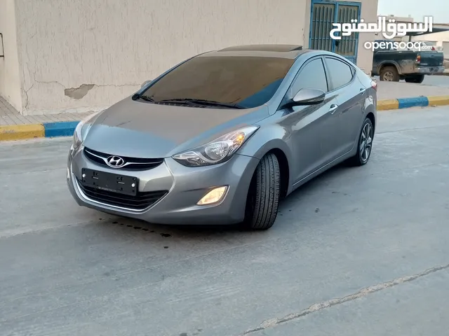 Hyundai Elantra 2012 in Tripoli