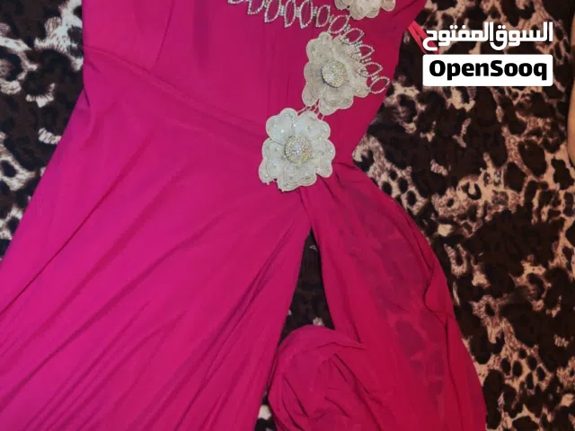 فستان سهرة للبيع