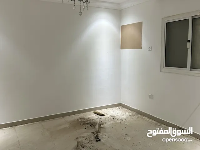 100m2 4 Bedrooms Apartments for Rent in Jeddah As Safa