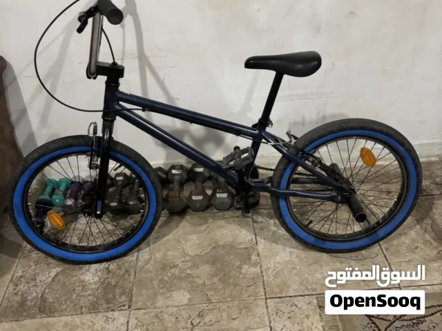 قاري دكاتلون