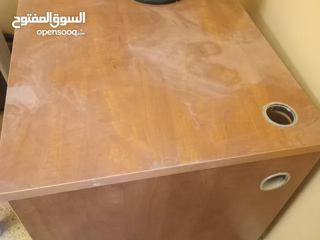طاولة كمييوتر