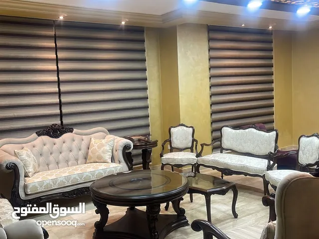 220 m2 4 Bedrooms Apartments for Rent in Amman Um El Summaq