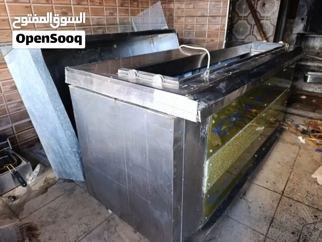 عدة مطعم للبيع بسعر لقطة