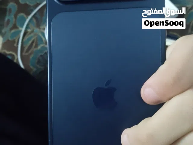 ايفون 17 برو ماكس كوبي معه اربع كفرات وكرتونته وكفالته