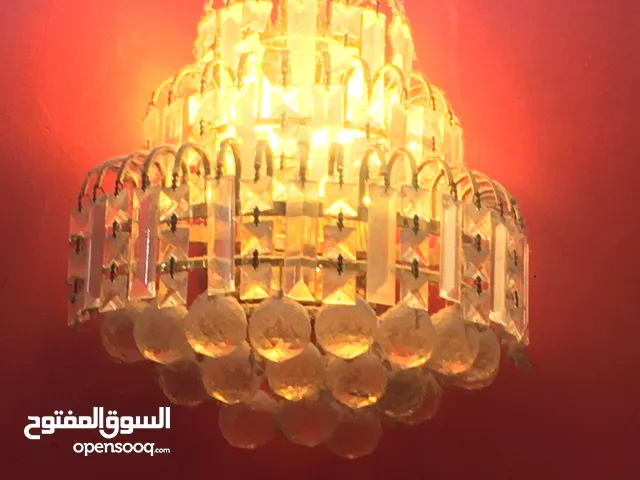 ثريات للبيع