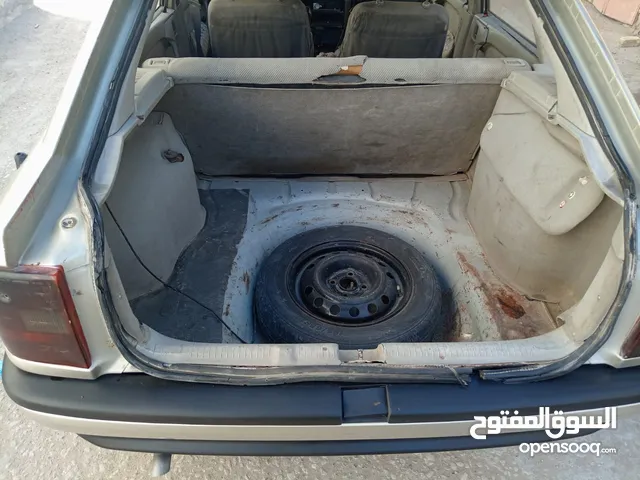 Used Opel Vectra in Baghdad
