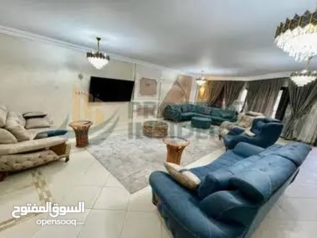 200 m2 3 Bedrooms Apartments for Rent in Giza 6th of October