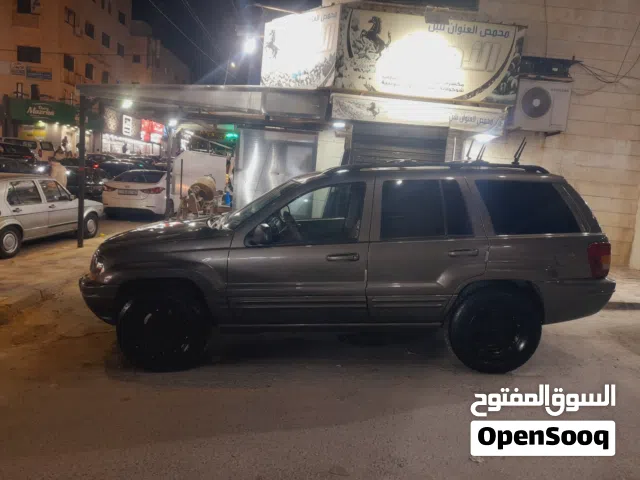 2000 جيب جراند شيروكى Laredo