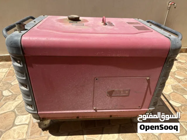 مولد كهربائي