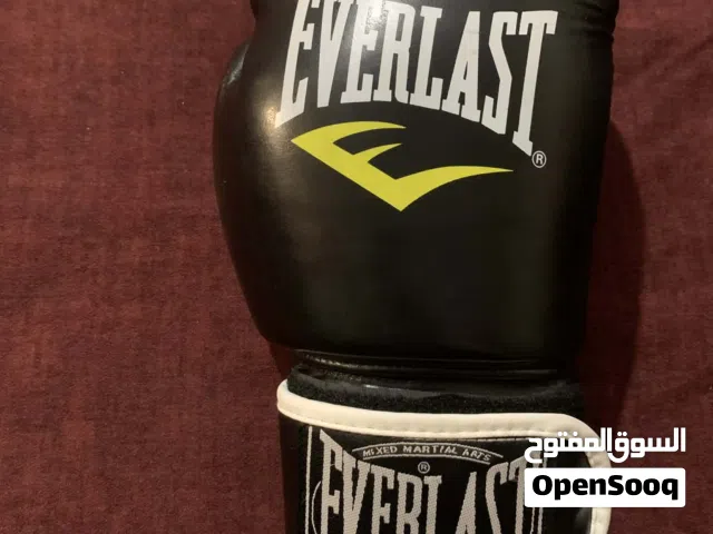 قفازات ملاكمة EVERLAST اصلي 100%