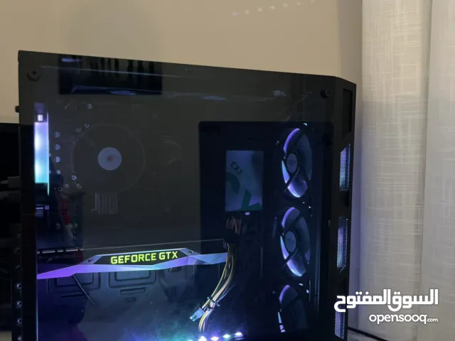 بي سي قيمينق نظيف و مع ملحقاته