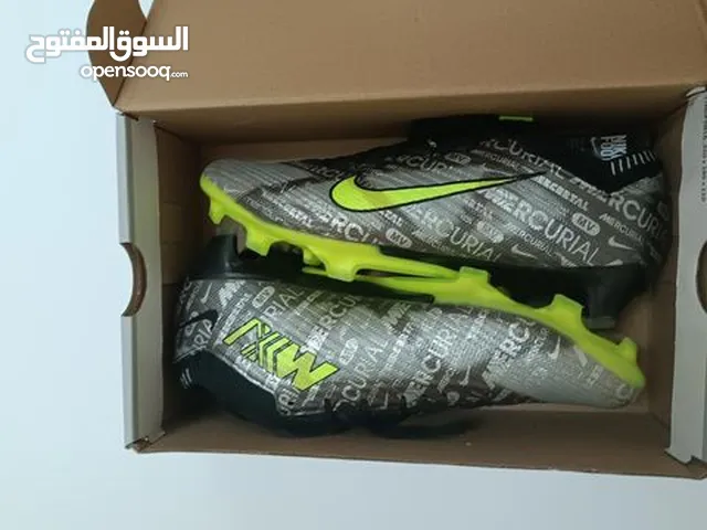 للبيع جوتي للمعشب اقرا الوصف