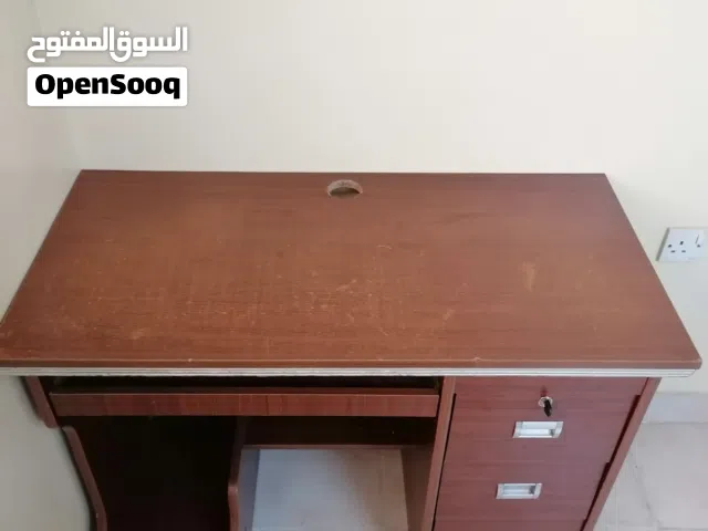 مكتب للدراسة و العمل : 12 BD