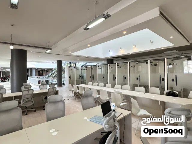 حاضنات أعمال احترافيه Office for Rent