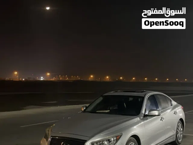 2014 إنفينيتي Q50 Sport